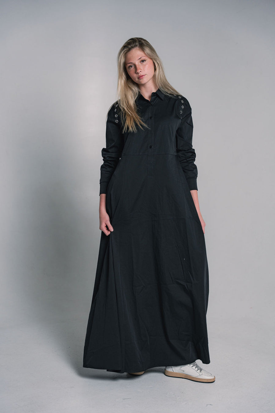 Buttonhole Maxi Dress